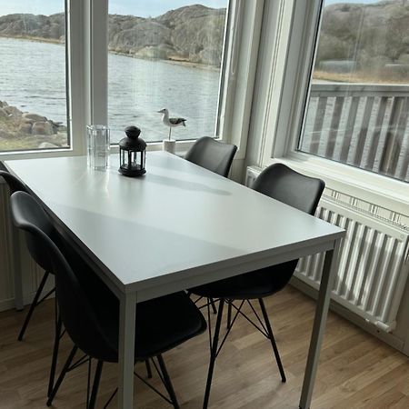 Seaview Cottage Solvik - Kungshamn Bagian luar foto